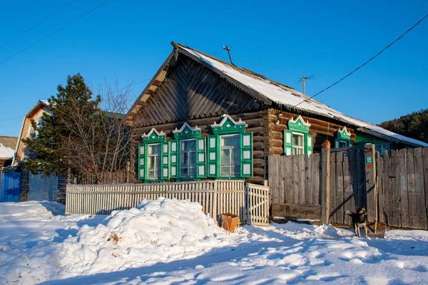 Casas Siberianas Madeira Tradicionais Rua Inverno Gremyachinsk Buryatia Sibéria Rússia — Fotografia de Stock
