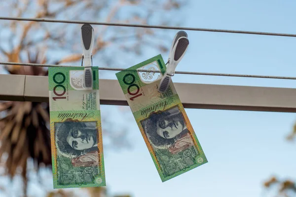 Billets Banque Australiens 100 Dollars Traînant Pour Sécher Sur Une — Photo