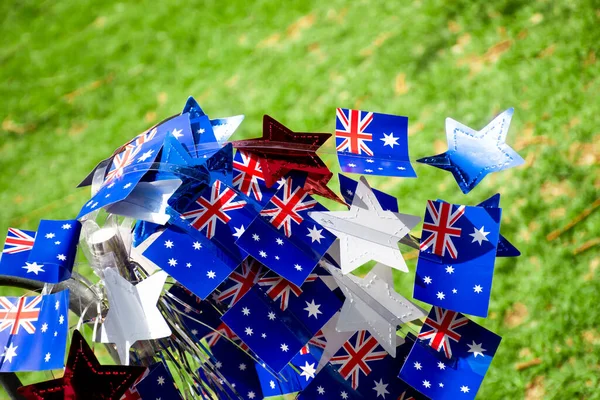 День Австралії Прапор Блакитні Червоні Білі Зірки Зеленому Тлі Трави — стокове фото