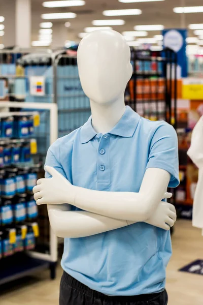 Image Floue Mannequin Vêtu Uniforme Bleu École Des Garçons Grand — Photo