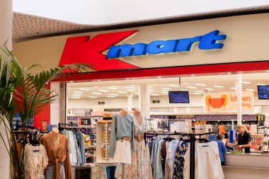 Sydney, Avustralya 2021-03-17 Kmart perakende mağazasına giriş. Kmart Australia Limited, Avustralya 'da bir perakende mağaza zinciri..