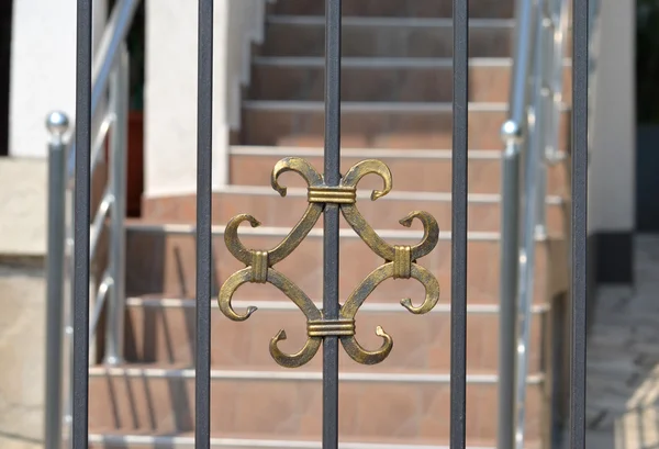 Ornamento en la puerta — Foto de Stock