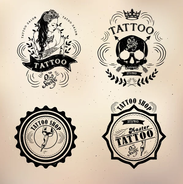 Tattoo old school studio skull — Stock Vector