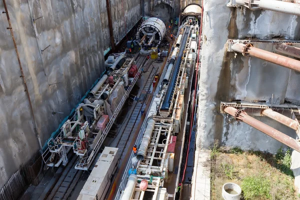 Tunnelbohrmaschinen auf U-Bahn-Baustelle — Stockfoto