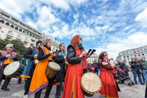 Drummers and musicians playing traditional music — Stock Photo, Image