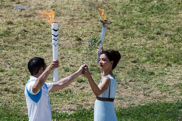 Ultima rehersală a ceremoniei de iluminare a flăcării pentru — Fotografie, imagine de stoc