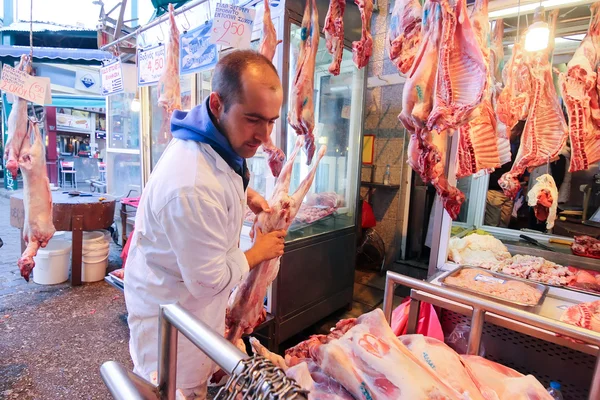 Açougue no Mercado Vlali em Salónica — Fotografia de Stock