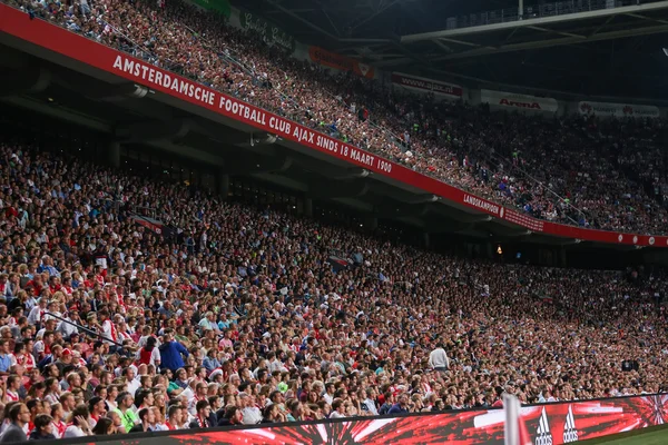 Binnenaanzicht van het volledige stadion van de Amsterdam Arena — Stockfoto
