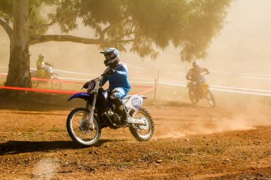  4 yarış motocross scrabble Güney Yunanistan