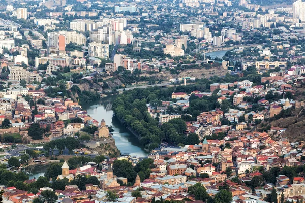 Luftaufnahme des Zentrums von Tiflis, der Hauptstadt Georgiens — Stockfoto