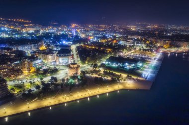 Yunanistan 'ın Selanik kentindeki Beyaz Kule meydanının hava manzarası.