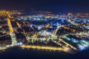 Yunanistan 'ın Selanik kentindeki Beyaz Kule meydanının hava manzarası.