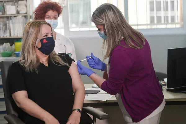 Thessaloniki Greece Decemper 2020 Member Medical Staff Receives Dose Pfizer — Stock Photo, Image