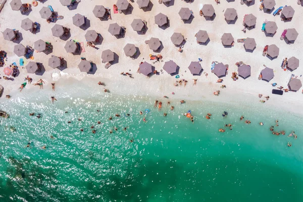 Utsikt Ovanifrån Flygutsikt Över Smaragd Och Transparent Medelhavet Med Vit — Stockfoto