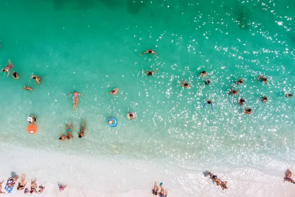 Marmorstrand Insel Thassos Griechenland Juli 2021 Luftaufnahme Von Entspannten Menschen — Stockfoto