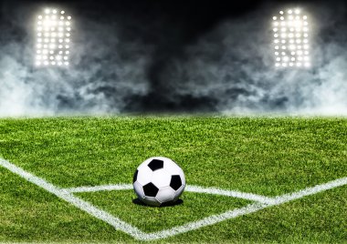 Futbol topu ile light stadyum alanında