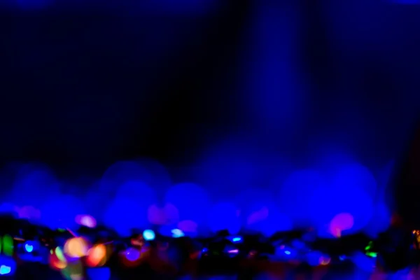 Illuminazione da concerto di intrattenimento sfocata sul palco, bokeh . — Foto Stock