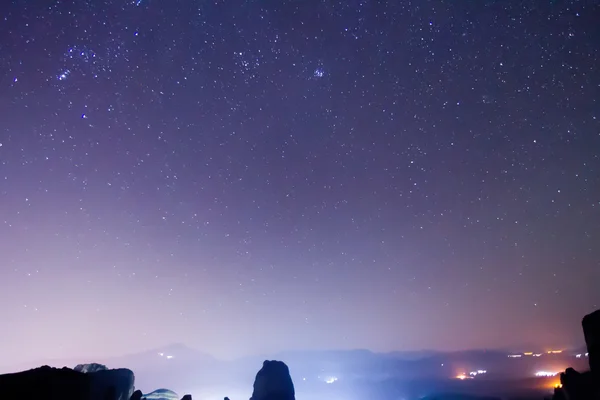 Sterrenhemel gezien van Meteora, Griekenland — Stockfoto