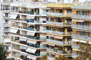 Modern apartmanlar Yunanistan. Bina daire