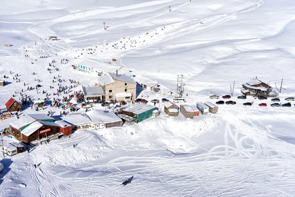 Vista aérea del centro de esquí Falakro, Grecia. La estación de esquí de Fal — Foto de Stock
