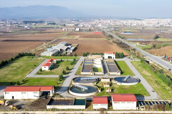 Vista aérea da estação de tratamento de esgoto da cidade de Giannitsa — Fotografia de Stock