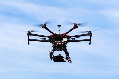 İle DJI indeks işlem S900 robot uçuş takılı bir sony ile A7 Edition dijital