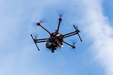 İle DJI indeks işlem S900 robot uçuş takılı bir sony ile A7 Edition dijital