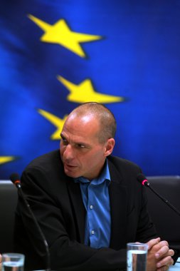 Yunanistan'ın Maliye Bakanı Yanis Varoufakis sırasında ortak bir basın 