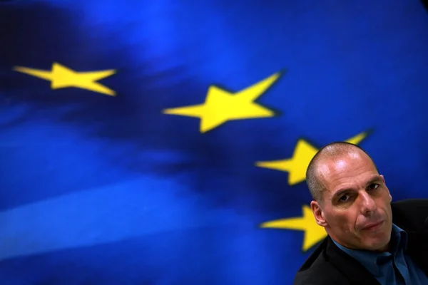 Il ministro delle Finanze greco Yanis Varoufakis durante una stampa congiunta — Foto Stock