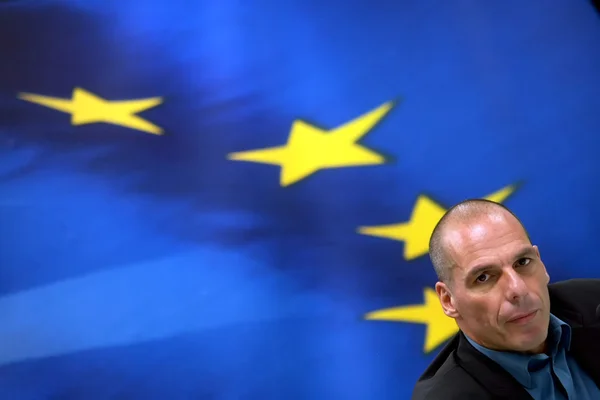 Il ministro delle Finanze greco Yanis Varoufakis durante una stampa congiunta — Foto Stock