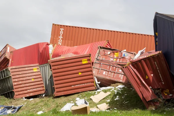 Treinadores de trem abatidos no local de um acidente de trem no Ge — Fotografia de Stock