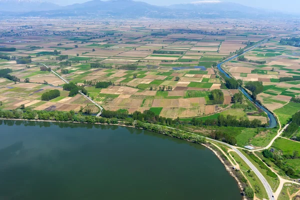 Letecký pohled na umělé jezero Kerkini na Severní Řecko — Stock fotografie