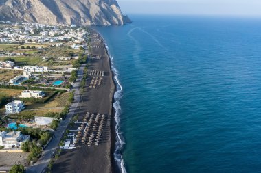 Santorini'de Perissa Plajı 