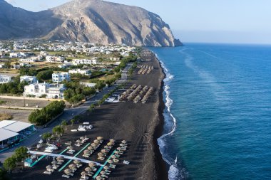 Santorini'de Perissa Plajı 