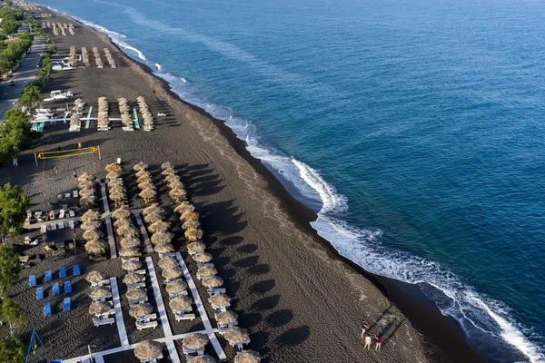 Strand von perissa in santorini — Stockfoto