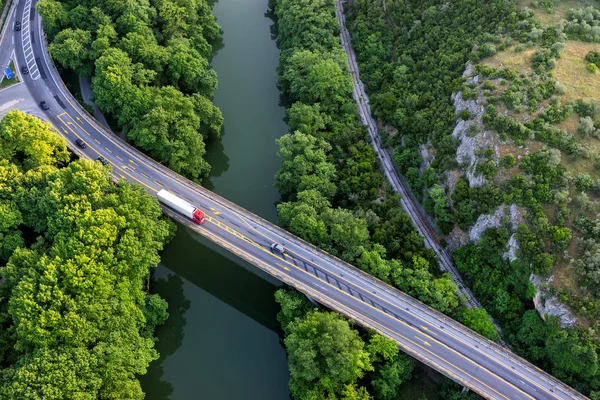 Aerial view of the bridge and the road over the river Pinios in — Stock Photo, Image