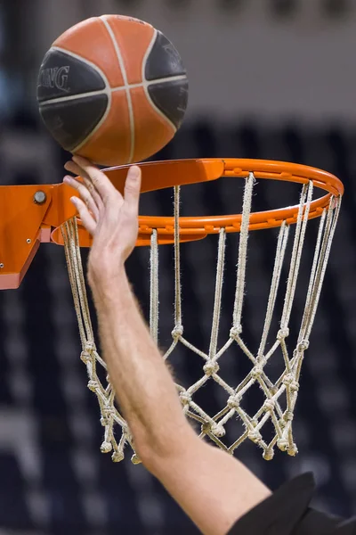 ARIS VS PAOK GREEK BASKET LEAGUE — ストック写真