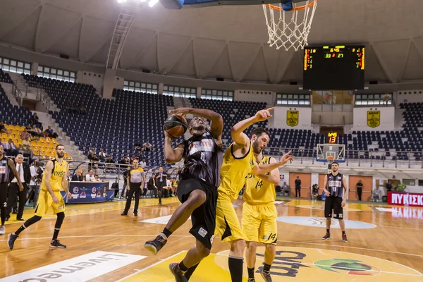 ARIS VS PAOK GREEK BASKET LEAGUE — Stockfoto