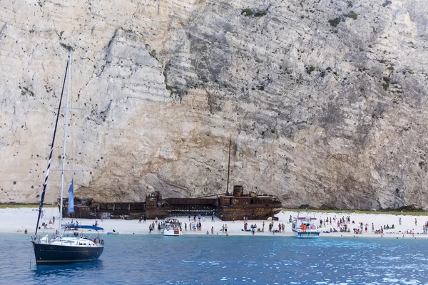 Blick auf den Strand von navagio (Schiffswrack) in Zakynthos — Stockfoto