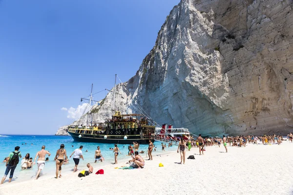 Вид на пляж Navagio (кораблекрушение) в Закинф — стоковое фото