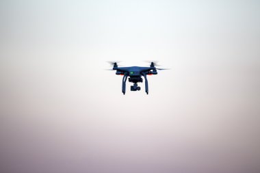 Drone quadrocopter ile DJI indeks işlem Phantom 3 profesyonel yüksek resoluti ile