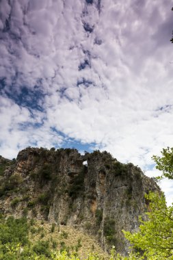 Dağda benzersiz taş yakın çekim