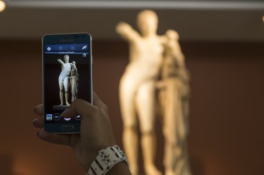 Hermes ve Dionysos, Hermes klasik Yunan heykeli antik