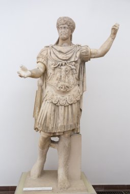 Philippeion Olympia, Yunanistan, antik sergiler. Ark