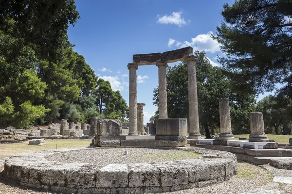 Bangunan Philippeion tetap di kuno Olimpia arkeologi — Stok Foto