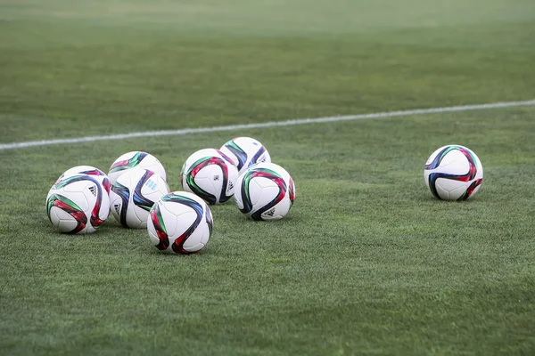 Balls stacked during the training prior to the Greek Superleague — Stockfoto