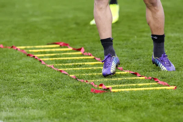 Jugadores de Paok entrenamiento para una mejor forma, en Thessaloniki, Gree — Foto de Stock