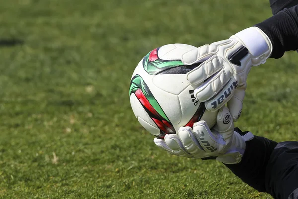 Goal Keeper of Paok with the ball in his hands during the team — Stock Photo, Image