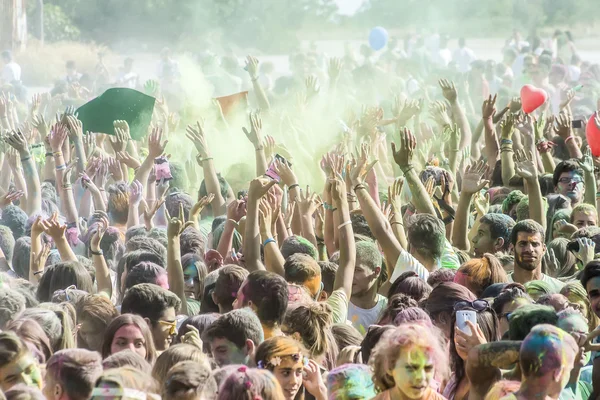 Participants at the 4th Colors day in Thessaloniki, Greece — Stock Photo, Image