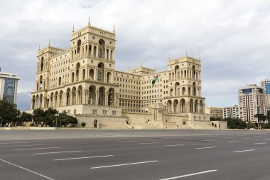 Azerbaycan 'ın Bakü kentindeki Azerbaycan Hükümet Binası.